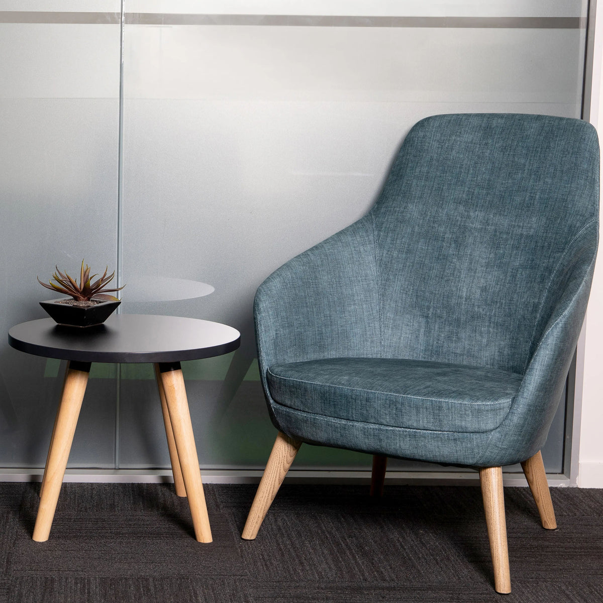 Annette Visitor Lounge Chair