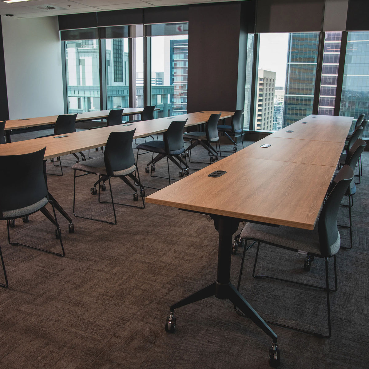 CS02 Visitor Chair